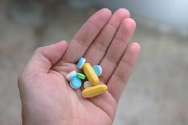 Snapchat Medicine In Hand Real Pic Girl